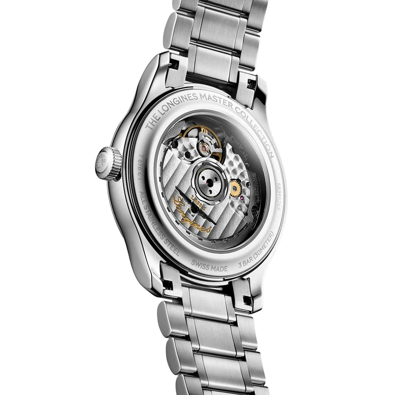 Master Collection 39mm - Silver on Bracelet