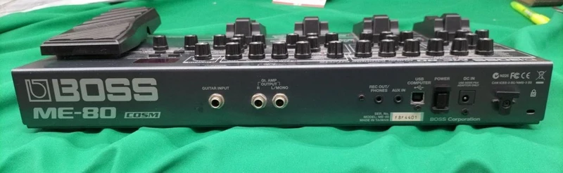 BOSS Multi-Effektpedal ME-80