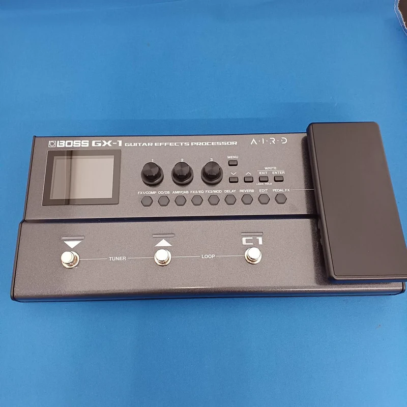 BOSS Multi-Effektpedal/GX-1 GX-1