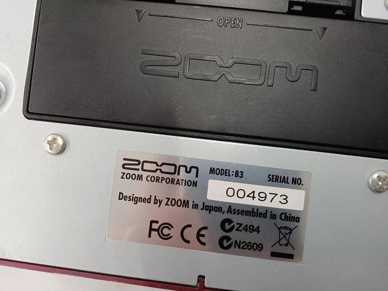ZOOM Multi-Effektpedal B3