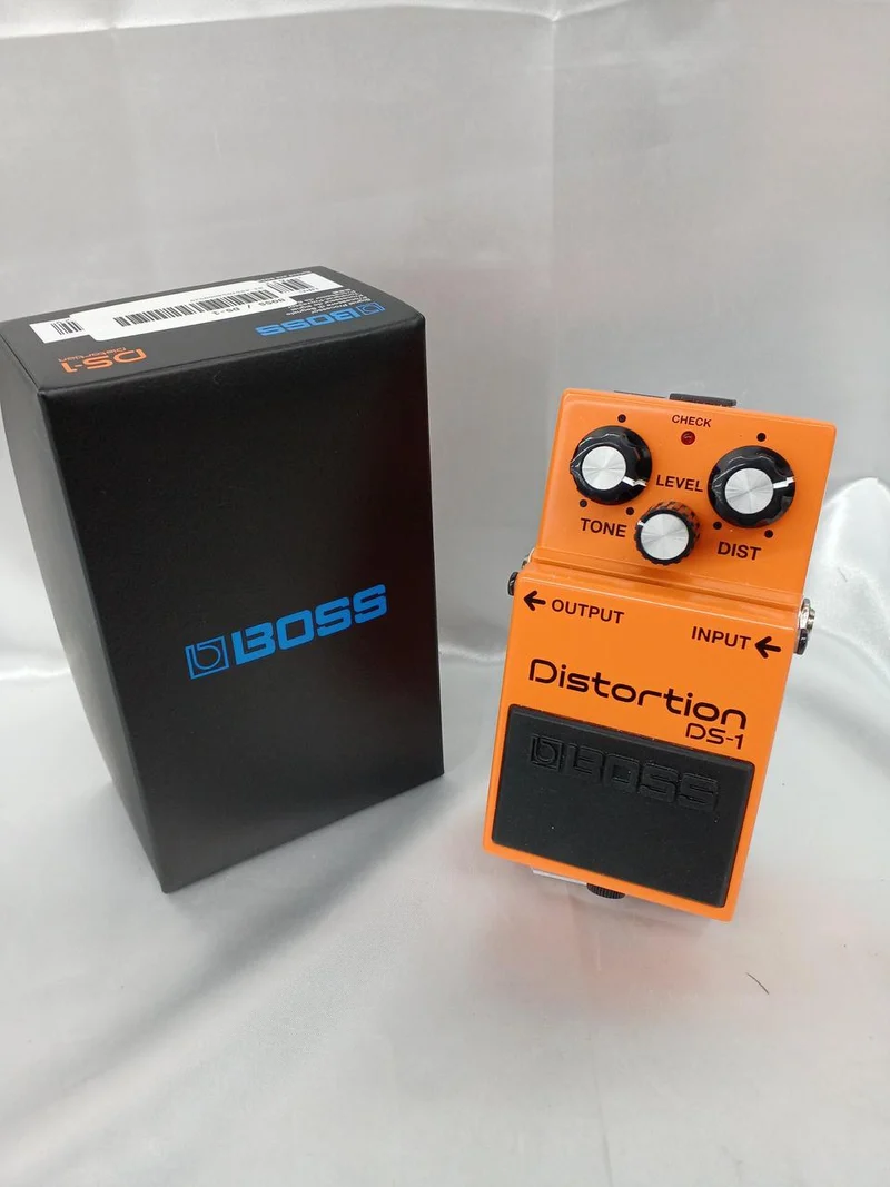 BOSS Effektpedal: DS-1