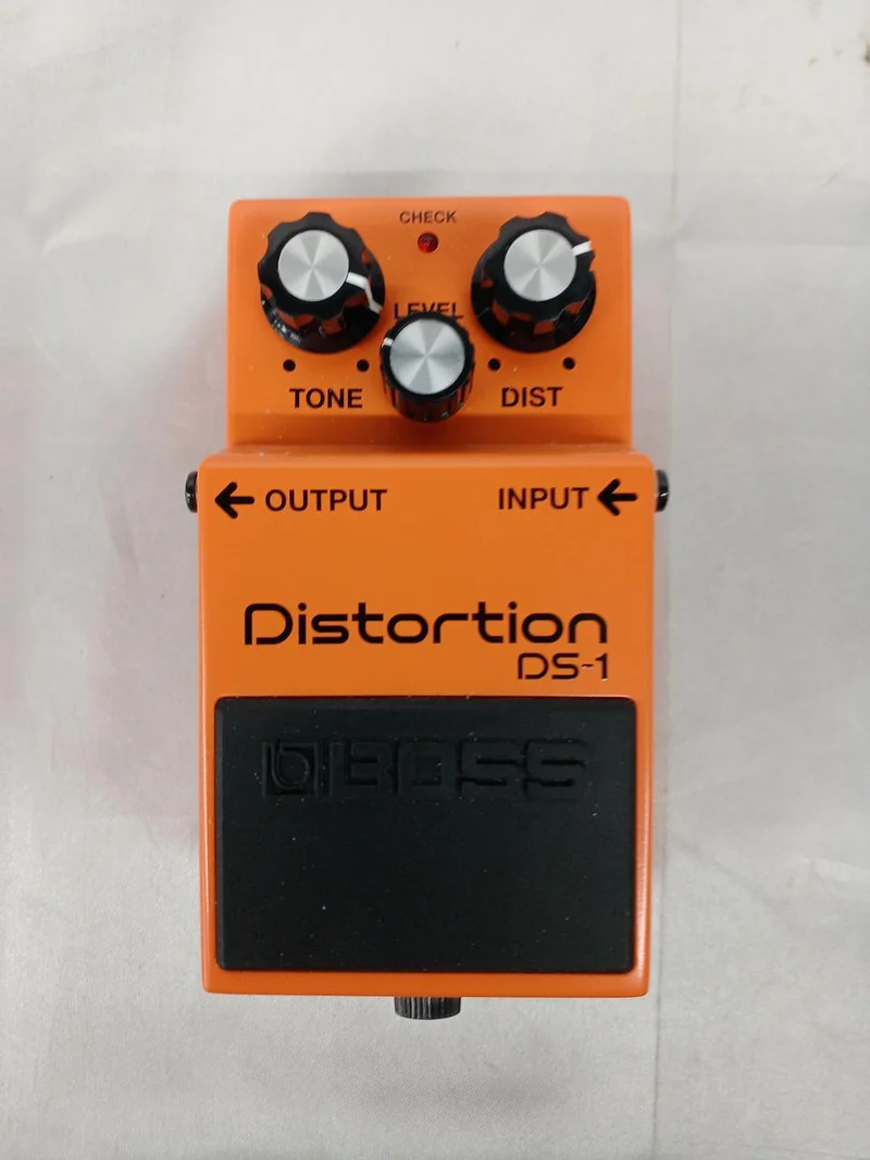 BOSS Effektpedal: DS-1