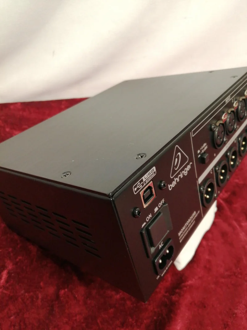 BEHRINGER Monitor Controller MONITOR2USB