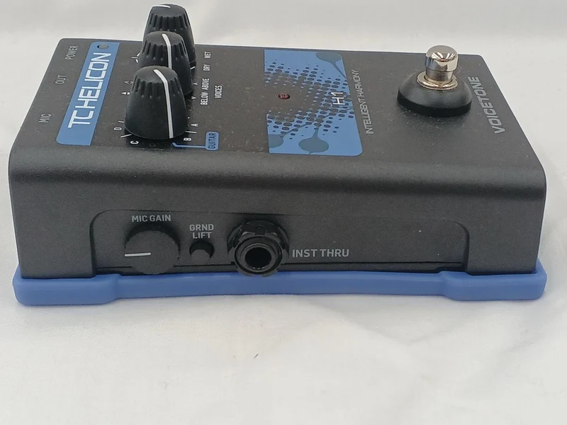 TC HELICON Vocal Effects Pedal VOICETONE H1