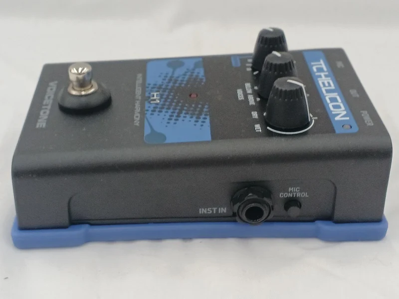 TC HELICON Vocal Effects Pedal VOICETONE H1