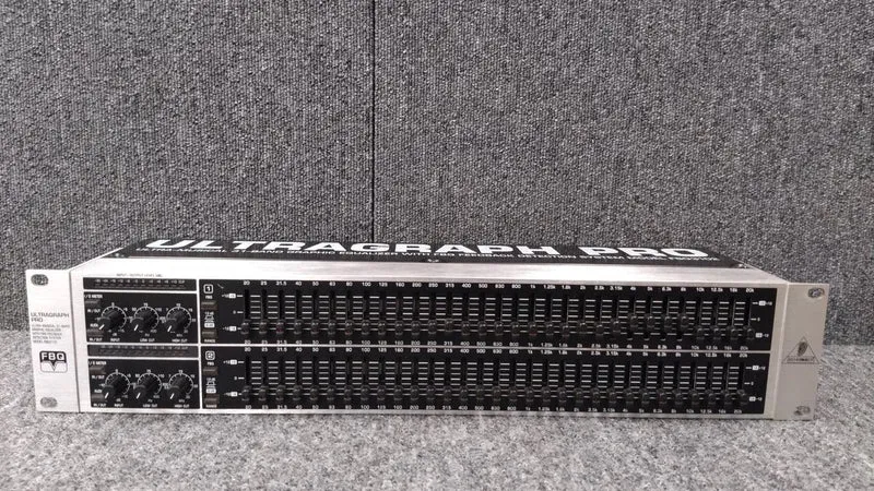 BEHRINGER Grafik-Equalizer FBQ3102HD