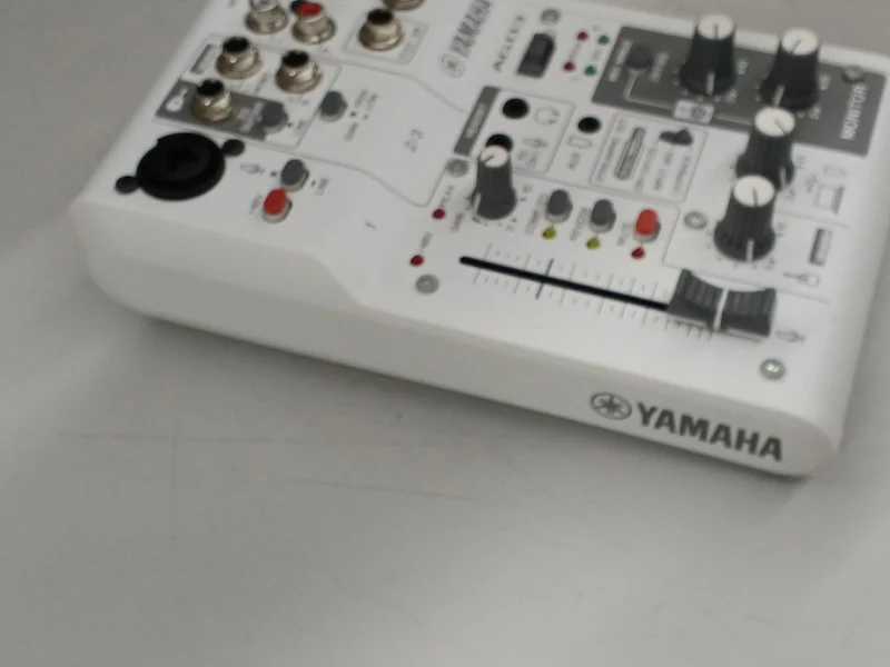 YAMAHA Mixer AG03MK2