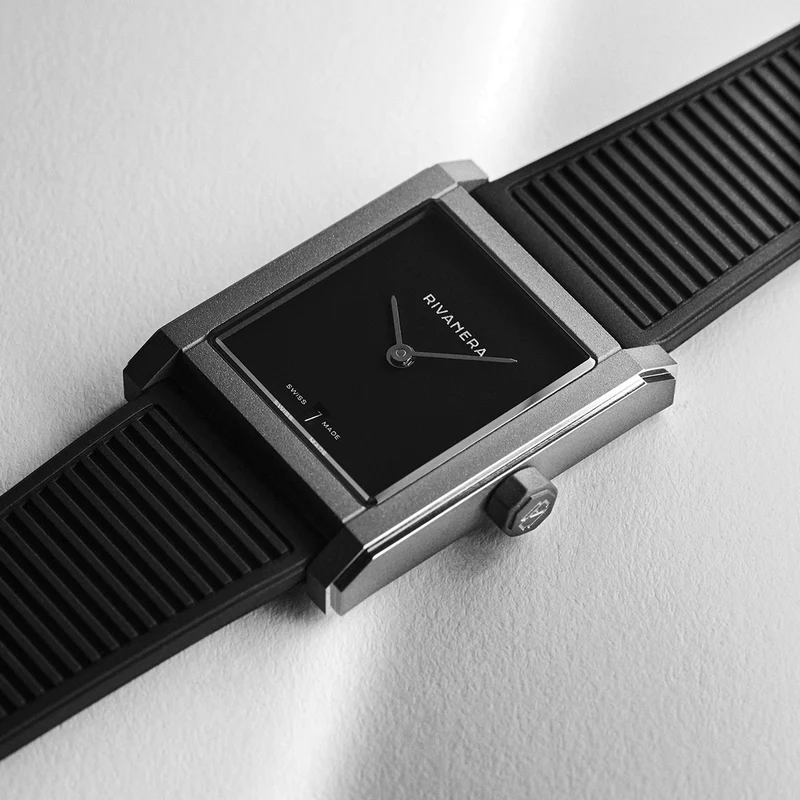 Rivanera Piccolo Musou 33mm - Black on Rubber Strap w/ Additional Strap