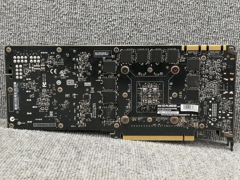 [SCHROTT] TITAN-Grafikkarte: GEFORCE GTX TITAN X