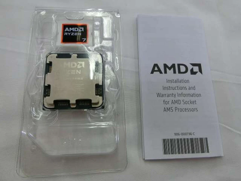 AMD Ryzen 7 9700X AMD CPU Ryzen 7 9700X