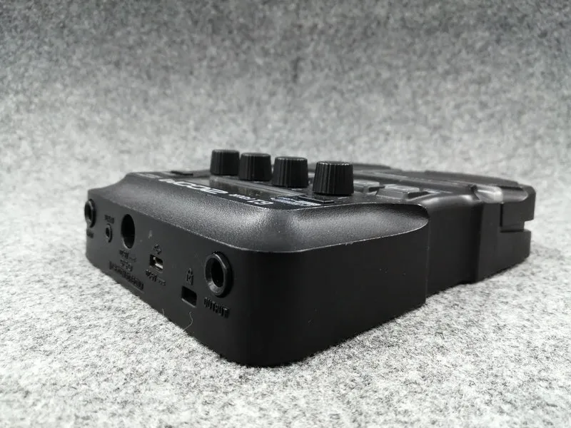 ZOOM Multi-Effekte G1 FOUR