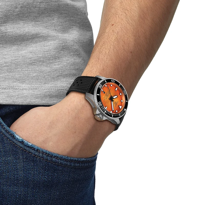 Seastar 2000 Professional Powermatic 80 44mm - Orange on Rubber Strap