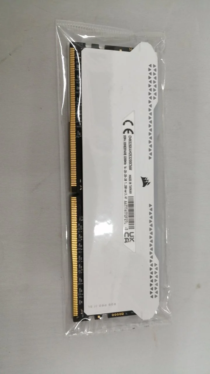 CORSAIR DDR4 CMH32GX4M2E3200C16W (1 Stück)