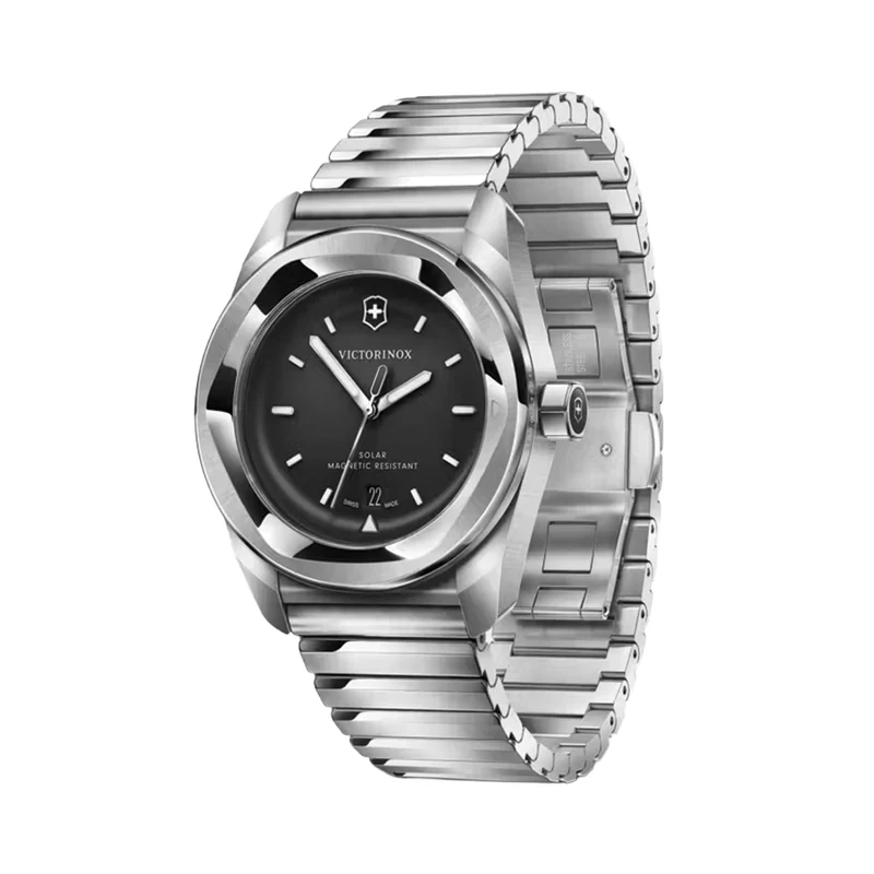 Concept One Solar 39mm - Black on Bracelet