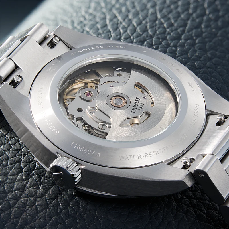 Gentleman 38mm - Silver on Bracelet