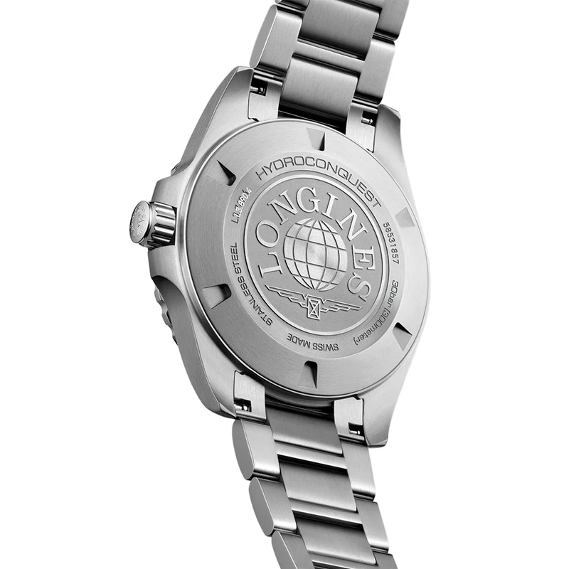 HydroConquest Quartz 42mm - Black on Bracelet