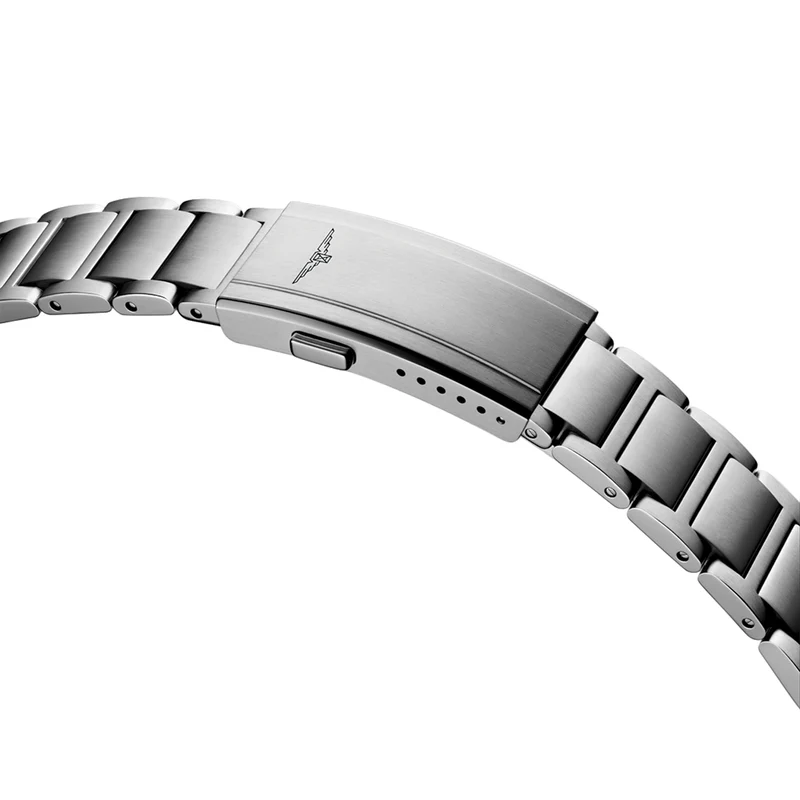 HydroConquest Quartz 42mm - Black on Bracelet