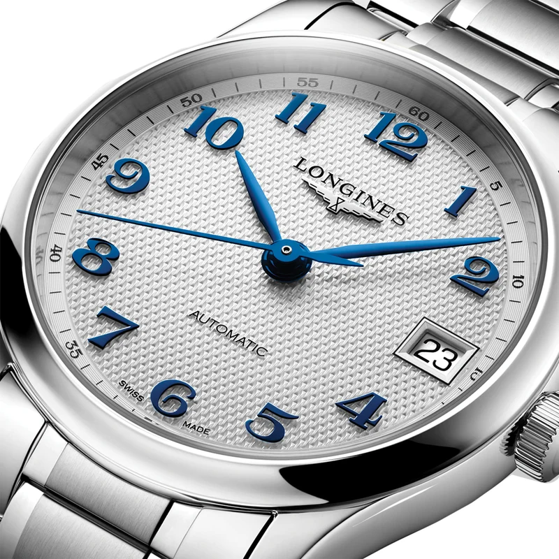 Master Collection 34mm - Silver on Bracelet