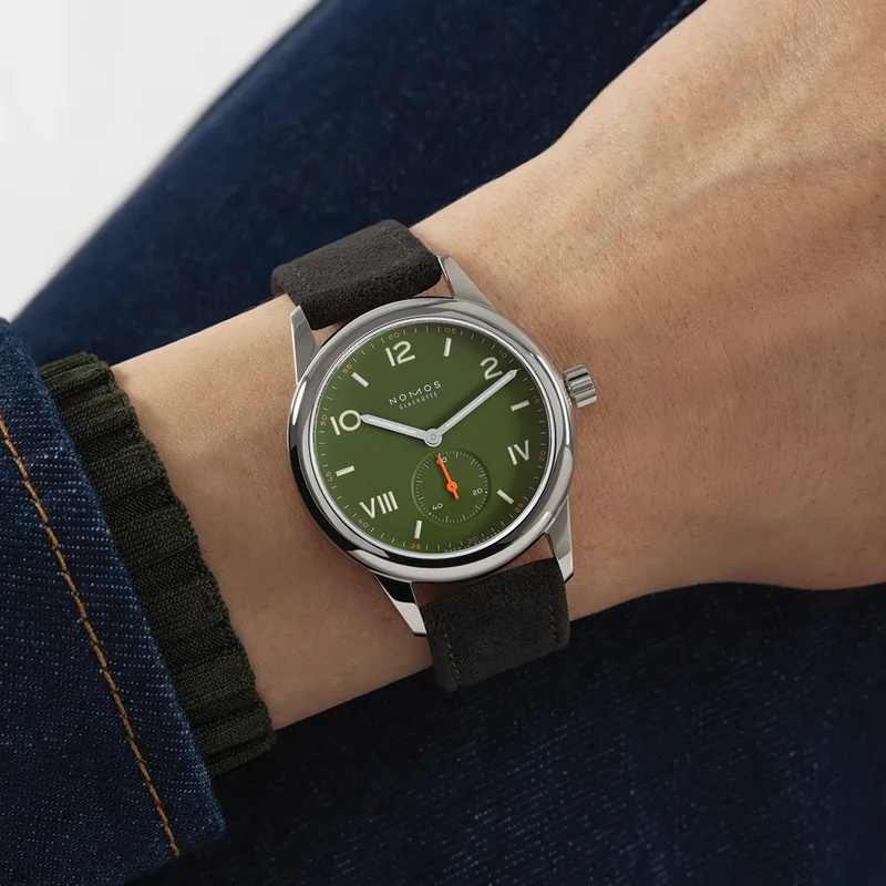 Club Campus Glass Back 36mm - Olive on Leather Strap