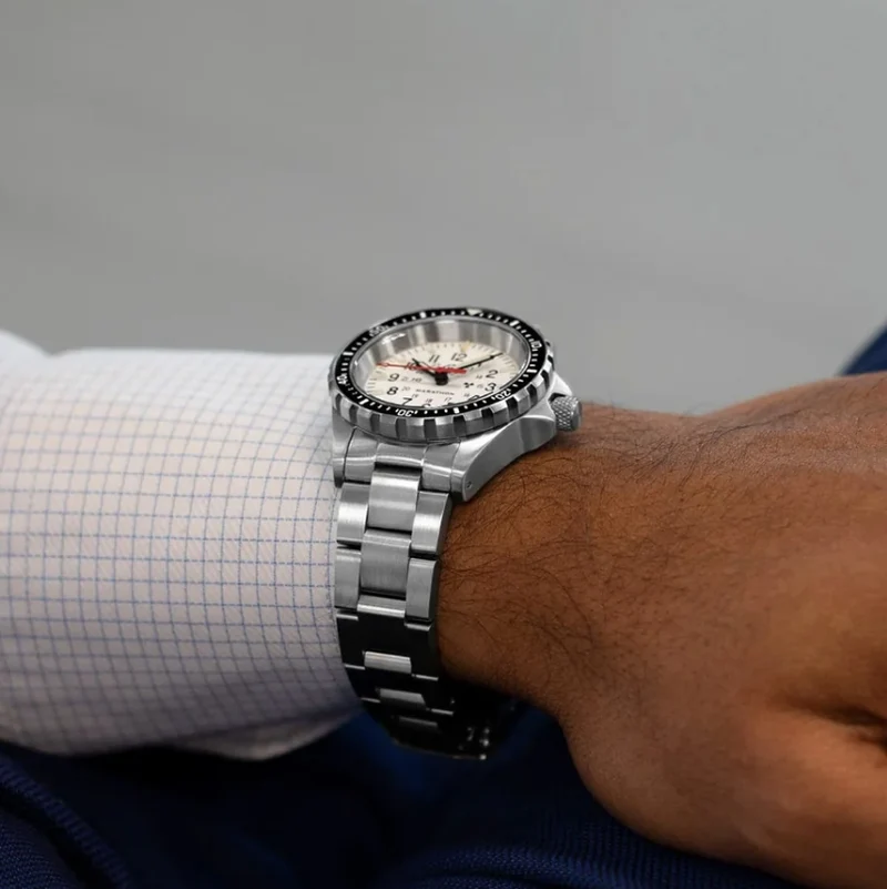 MSAR® Arctic Edition Diver's Quartz Type II 36mm - White on Bracelet