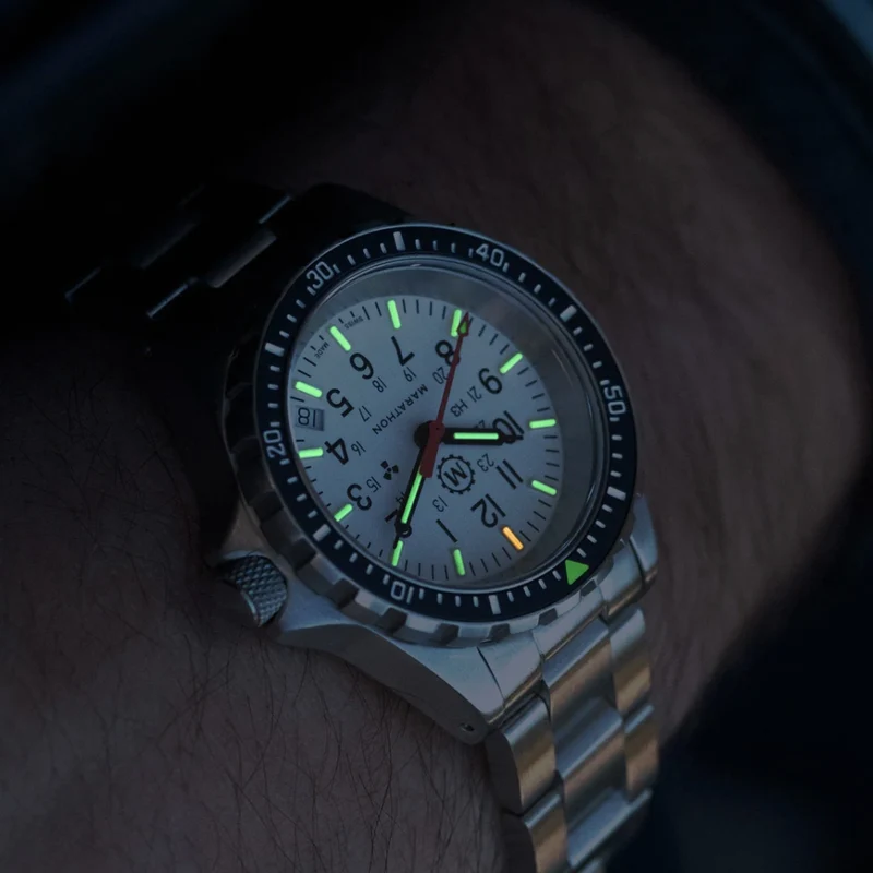 MSAR® Arctic Edition Diver's Quartz Type II 36mm - White on Bracelet