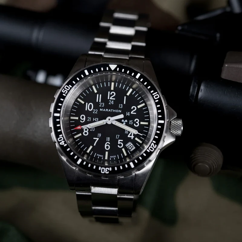 MSAR® Standard-Issue Diver's Quartz Type II 36mm - Black on Bracelet