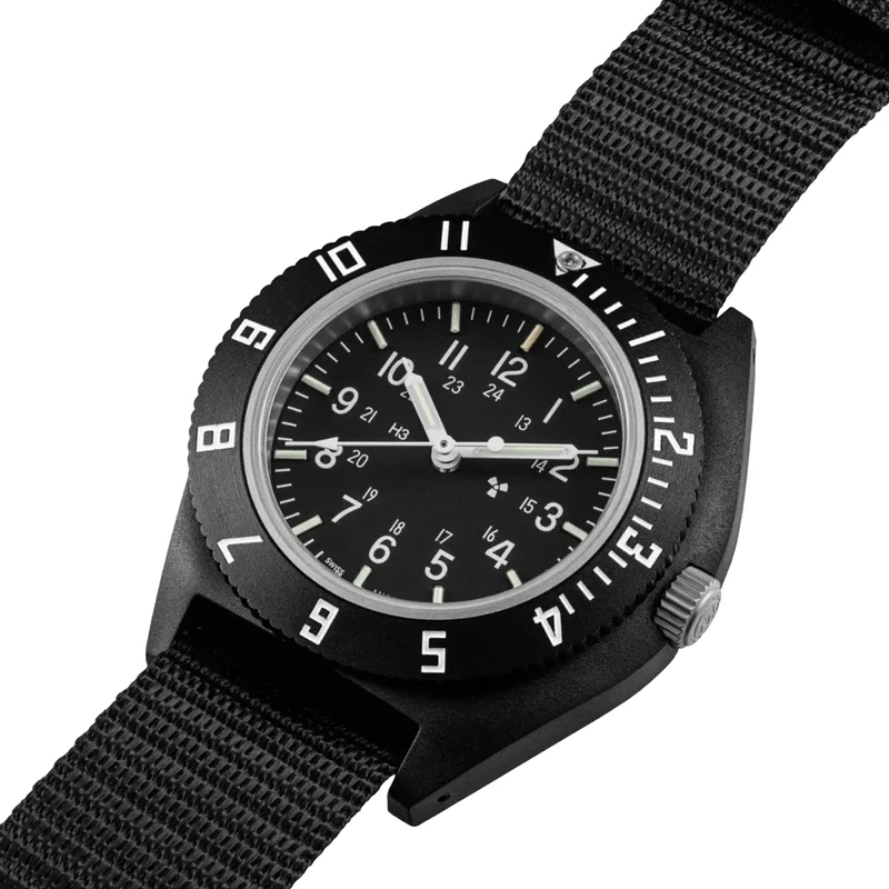 Standard-Issue Tritium Pilot's Quartz Type II NAV 41mm - Black on Fabric Strap