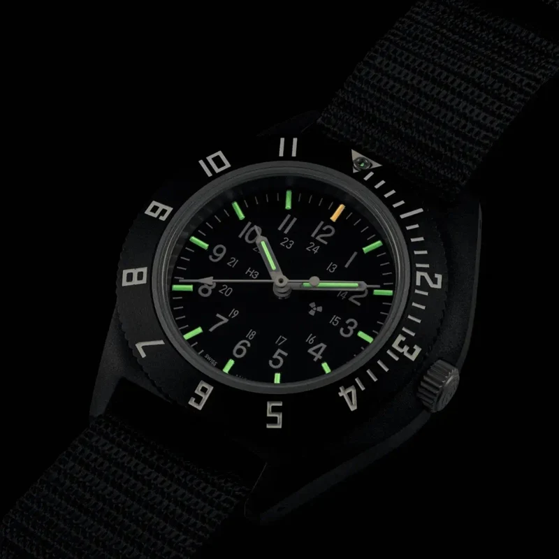 Standard-Issue Tritium Pilot's Quartz Type II NAV 41mm - Black on Fabric Strap