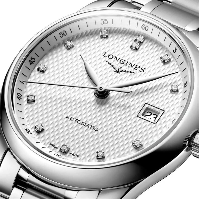 Master Collection 29mm - Silver, Diamond-Set on Bracelet