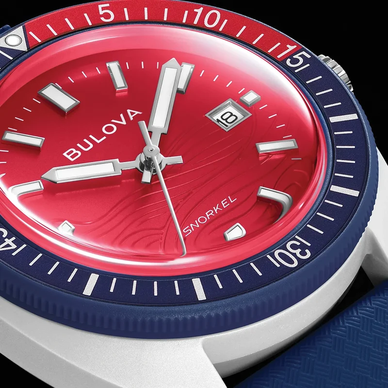 Snorkel Sail 4th Special Edition 41mm - Red on Rubber Strap
