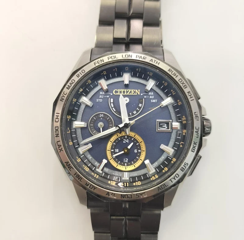 CITIZEN ATTESA 30-jähriges Jubiläumsmodell H820-T023185
