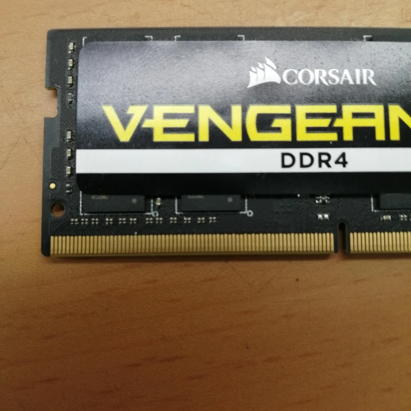 CORSAIR PC-Speicher CMSX32GX4M2A3000C16