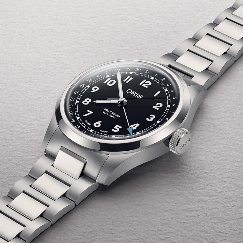 Big Crown Pointer Date 40mm - Black on Bracelet