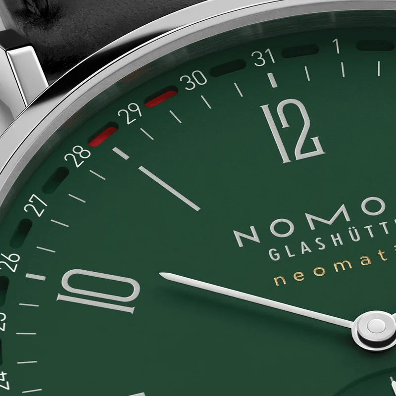Tangente Neomatik Update 38.5mm - Forest Green on Leather Strap