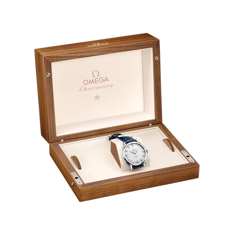 Constellation Observatory Canopus Gold™ 39.4mm - Silver on Leather Strap