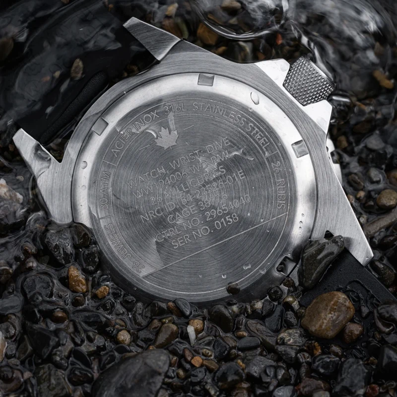 GSAR® Arctic Edition Red Maple Tritium Diver's Automatic Type II 41mm - White on Rubber Strap