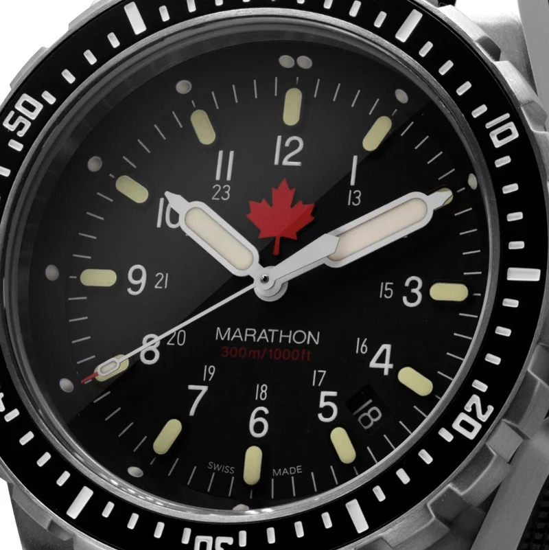 JSAR® Red Maple MaraGlo Diver's Quartz Type II 46mm - Black on Bracelet
