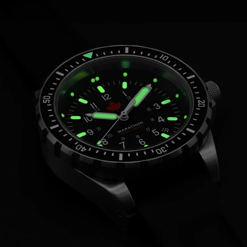 JSAR® Red Maple MaraGlo Diver's Quartz Type II 46mm - Black on Bracelet