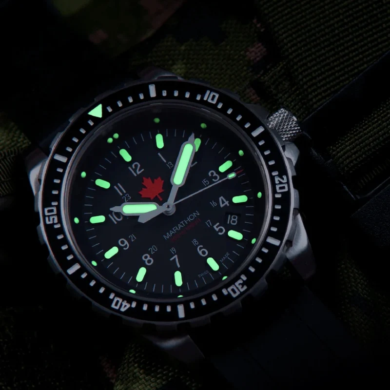 JSAR® Red Maple MaraGlo Diver's Quartz Type II 46mm - Black on Rubber Strap