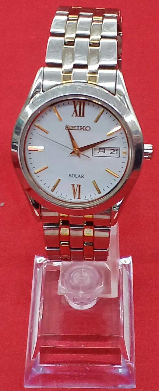 [SCHROTT] SEIKO Quarz-Analog-Armbanduhr V158-0BA0