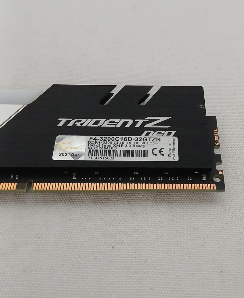 G.SKILL Desktop-Speicher F4-3200C16D-32GTZN