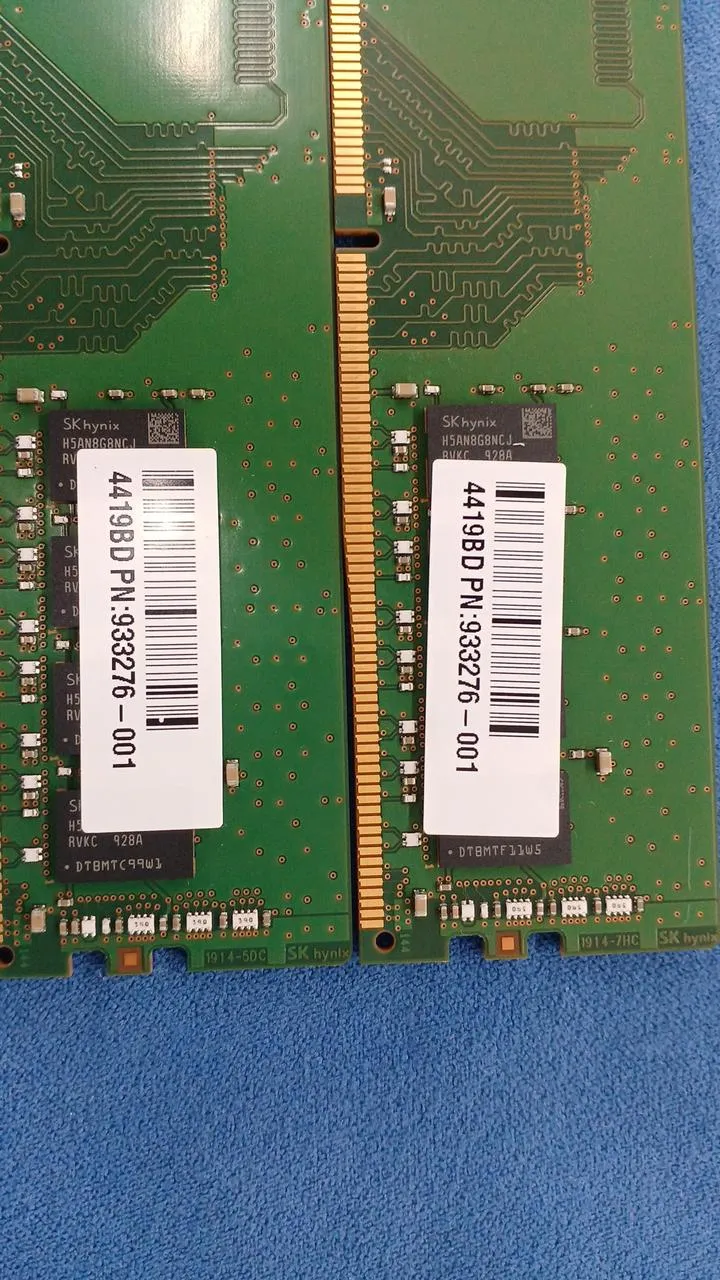 SK HYNIX Arbeitsspeicher (2 x 8 GB Riegel) HMA81GU6CJR8N-VK