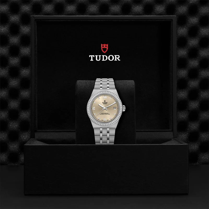 TUDOR Royal 36mm - Ivory, Diamond-Set on Bracelet