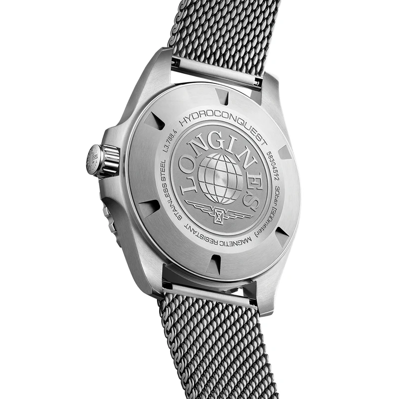 HydroConquest 42mm - Black, Blue Bezel on Mesh Bracelet