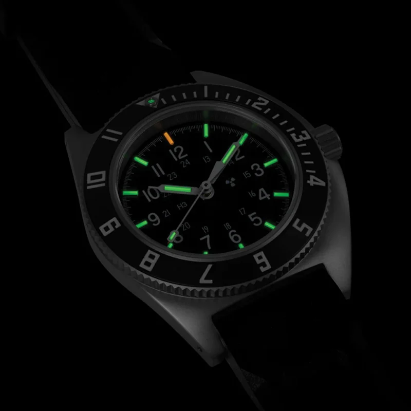 SSNAV No Date 41mm - Black on Rubber Strap