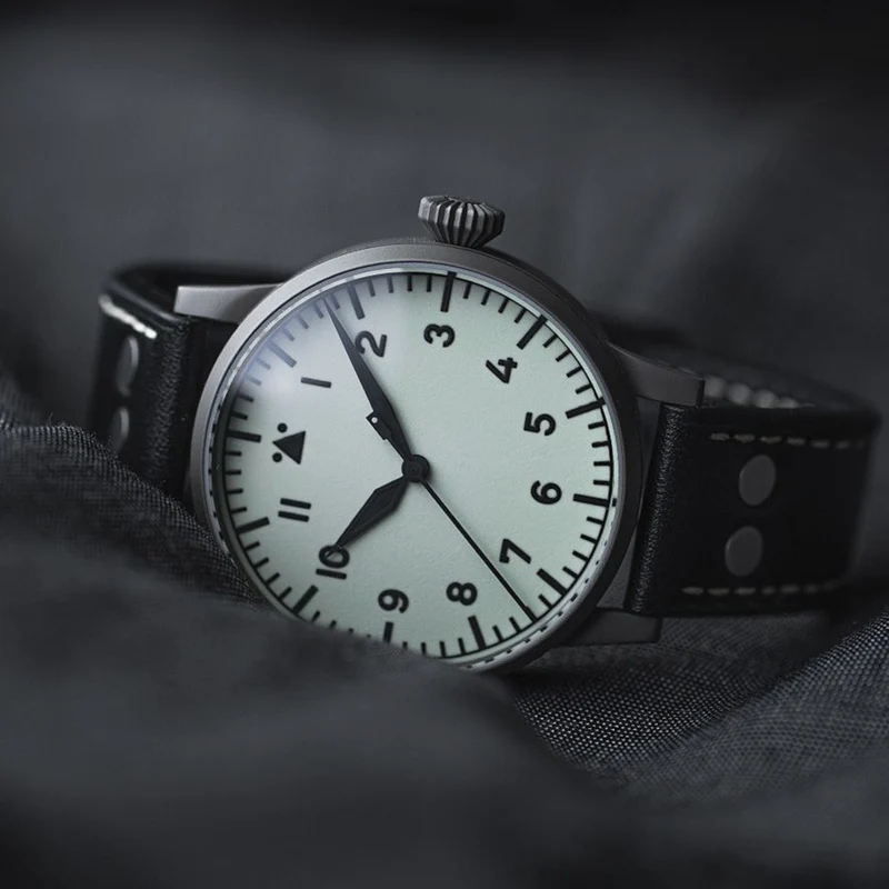 Pilot Watch Original Venedig 42mm - White on Leather Strap
