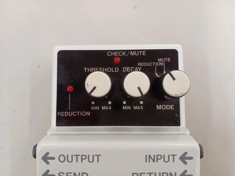 BOSS Effektpedal NS-2
