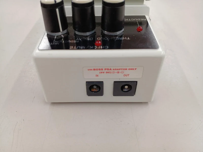 BOSS Effektpedal NS-2
