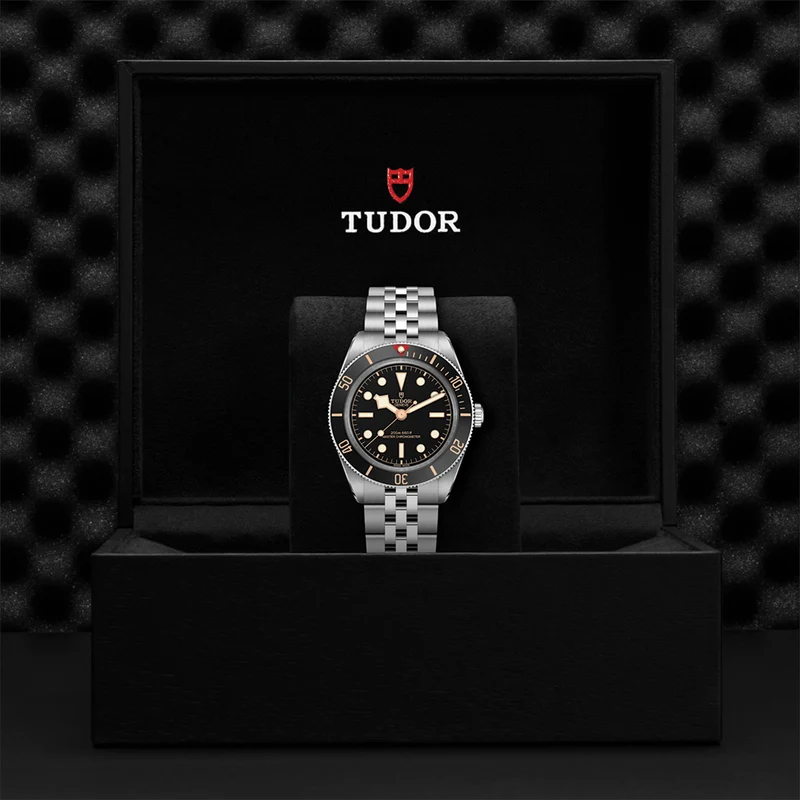 Black Bay 58 39mm - Black on 5-Link Bracelet