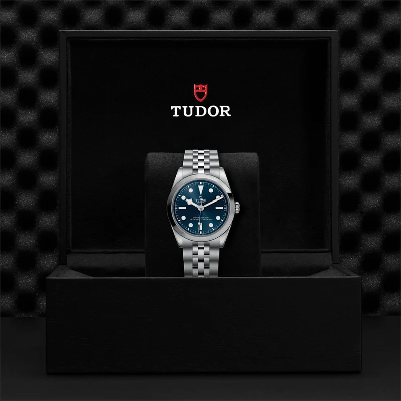 Black Bay One 36mm - Blue on Bracelet